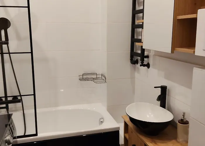 Pod Dzikowcem Boguszów-Gorce